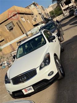 إنفينيتي EX
